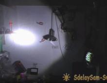Изобретательница заряжает фонарик теплом своего тела Принцип работы фонарика